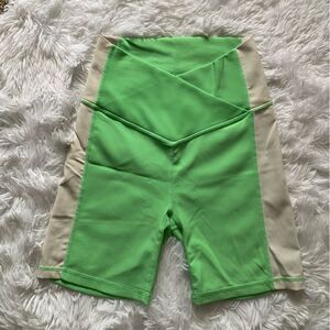 Wilo The Label Shorts Cross Waist Green Stretchy Womens Size Small
